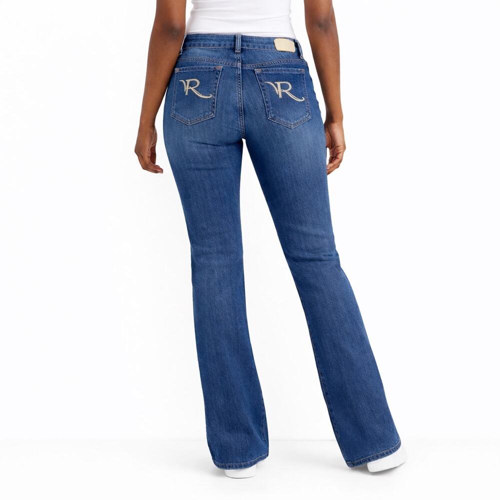 EUC Rocawear Women’s Flare Jeans Light Wash Size 11 - Picture 2 of 12